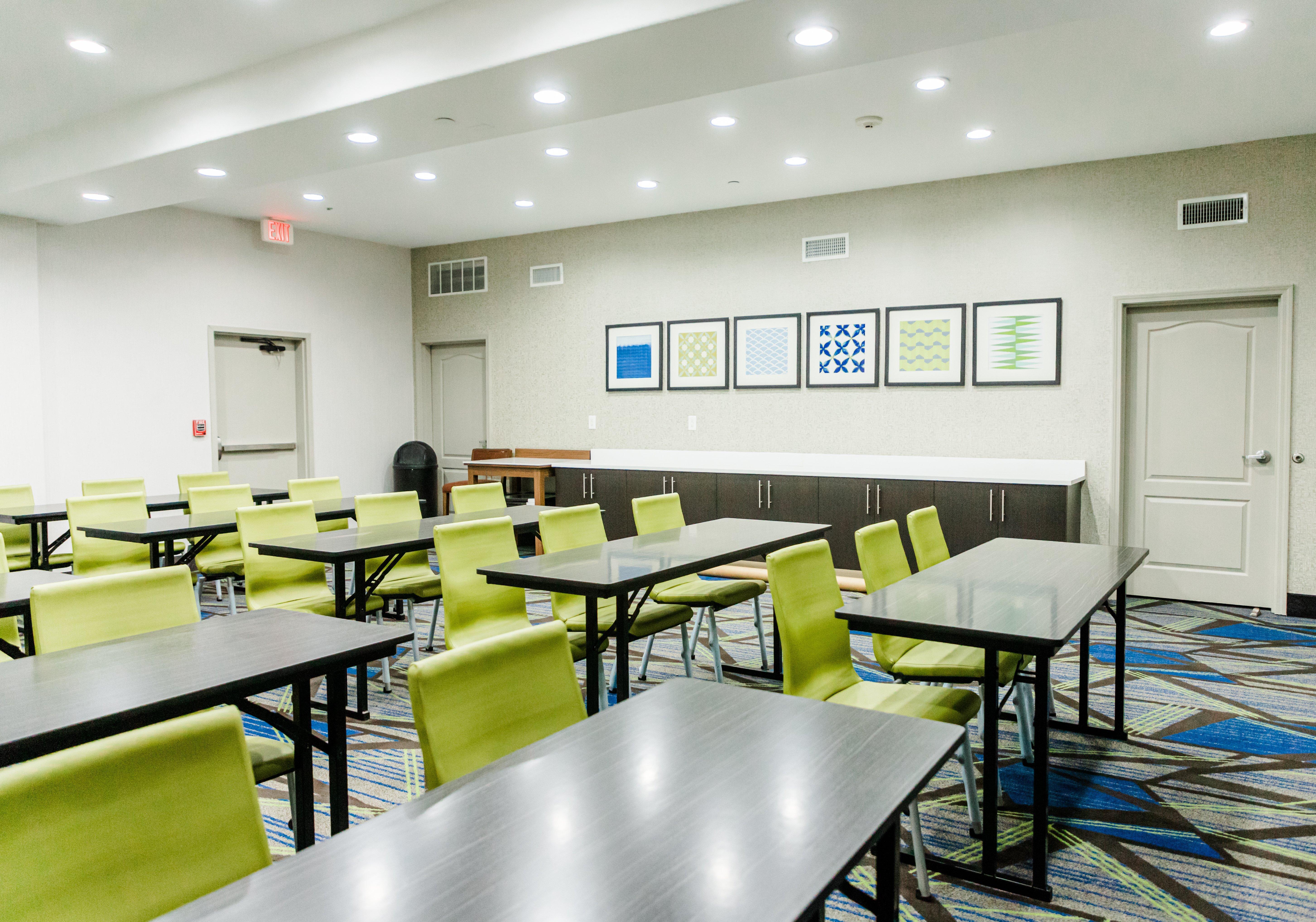 Holiday Inn Express Hotel & Suites Greenville By Ihg Exterior foto